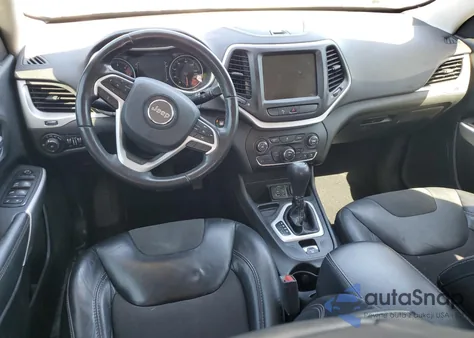 2018 Jeep Cherokee Latitude Plus z USA, uszkodzony, nr VIN 1C4PJLLB8JD573815